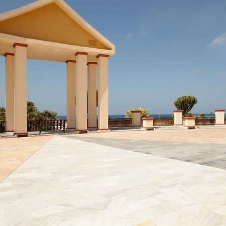 Romana Playa Studio Elviria Marbella Bagian luar foto