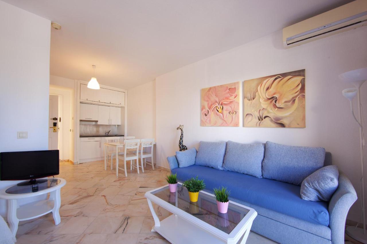 Romana Playa Studio Elviria Marbella Bagian luar foto